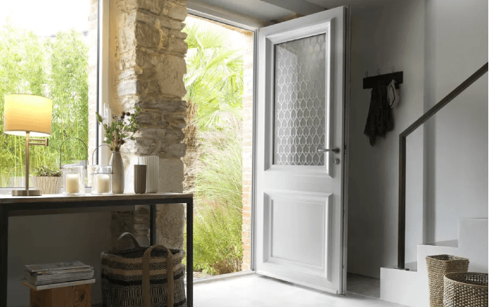 Porte d’entrée PVC classique