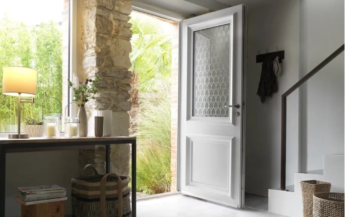 Nos gammes de portes d’entrée PVC