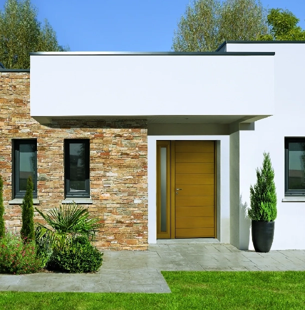 En bref, pourquoi choisir une porte d’entrée en bois